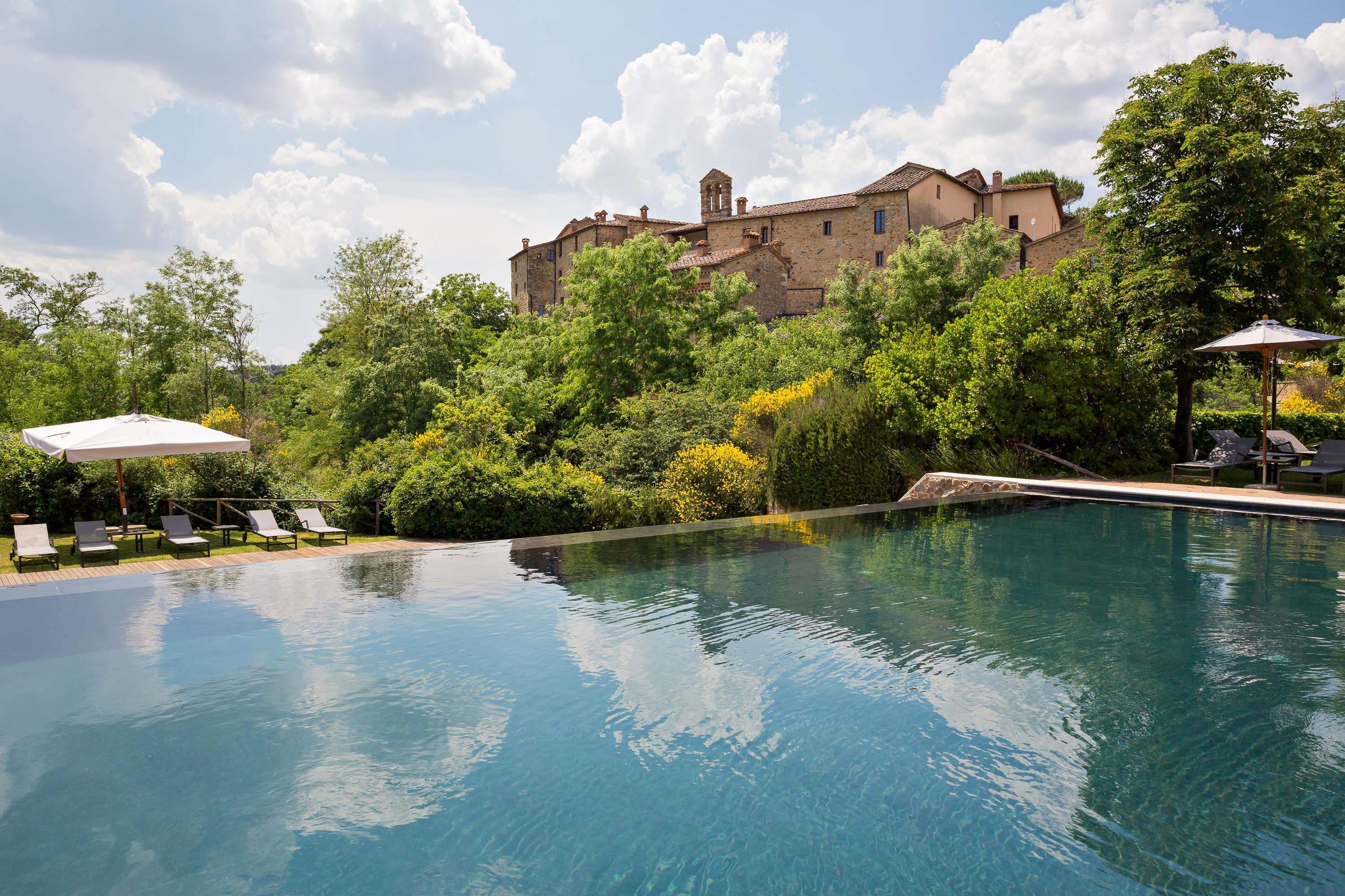 Castel Monastero - The Leading Hotels Of The World Castelnuovo Berardenga Kültér fotó