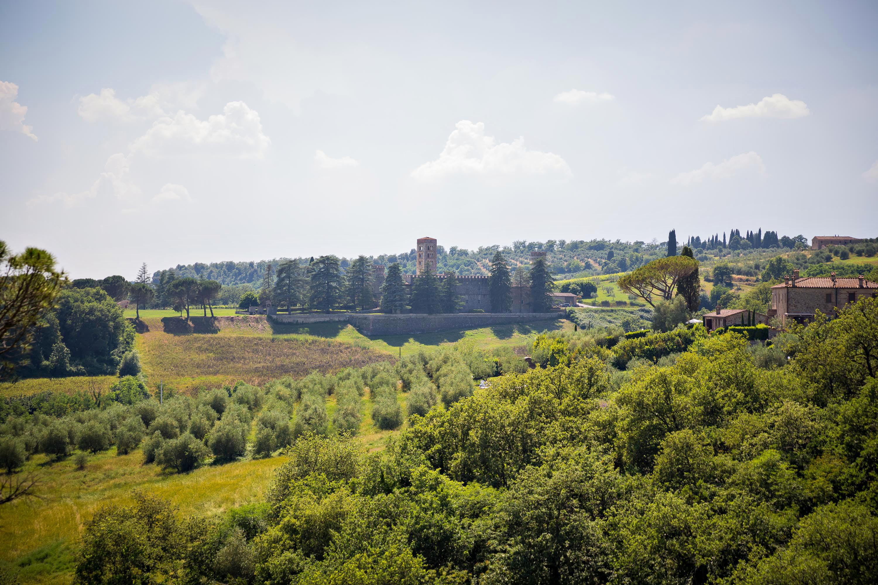 Castel Monastero - The Leading Hotels Of The World Castelnuovo Berardenga Kültér fotó