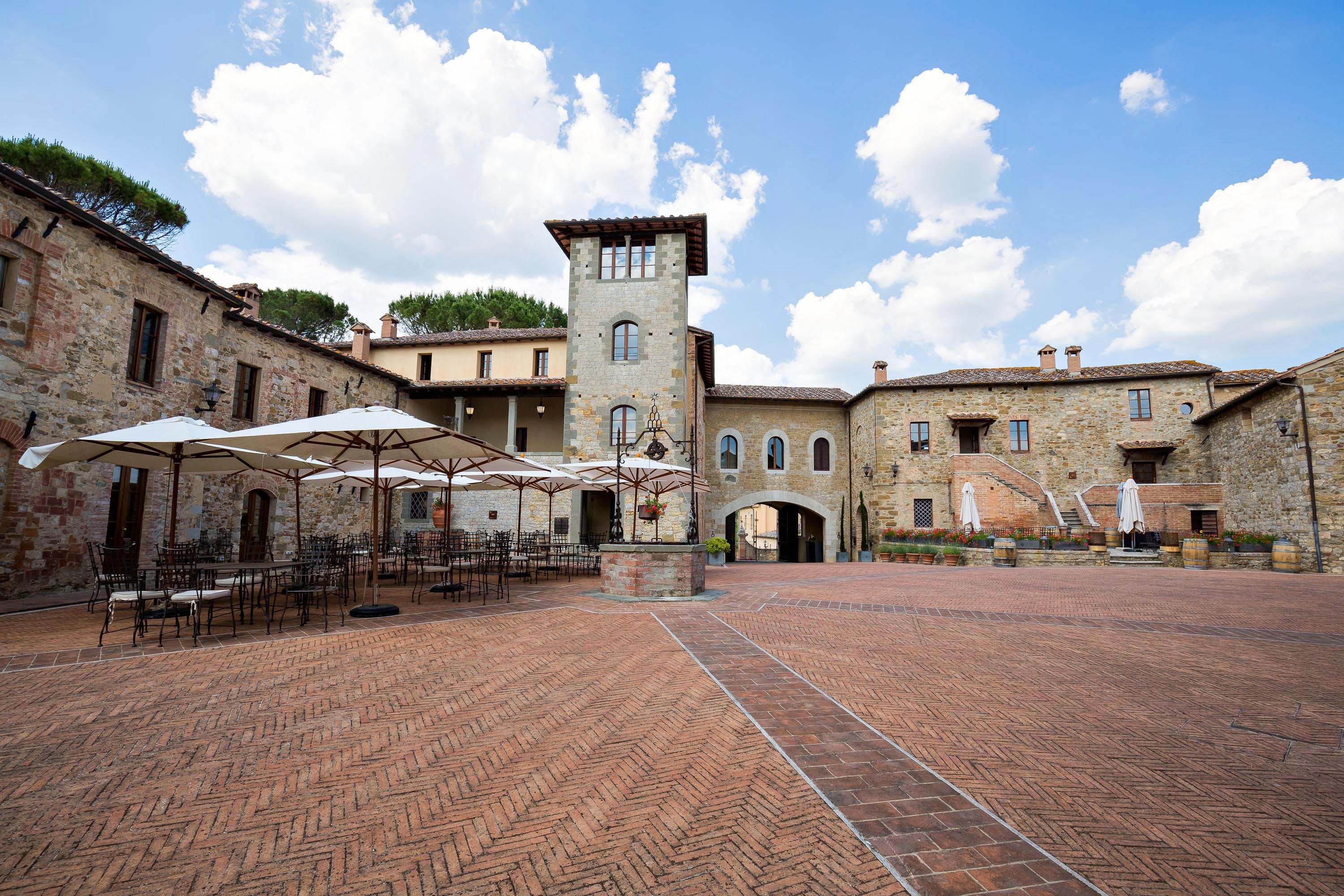 Castel Monastero - The Leading Hotels Of The World Castelnuovo Berardenga Kültér fotó